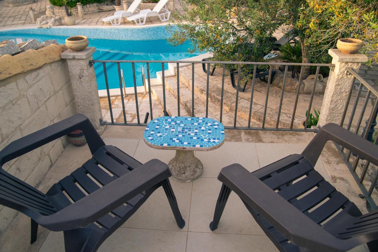 Dependance In Villa Con Piscina 拉古萨 外观 照片