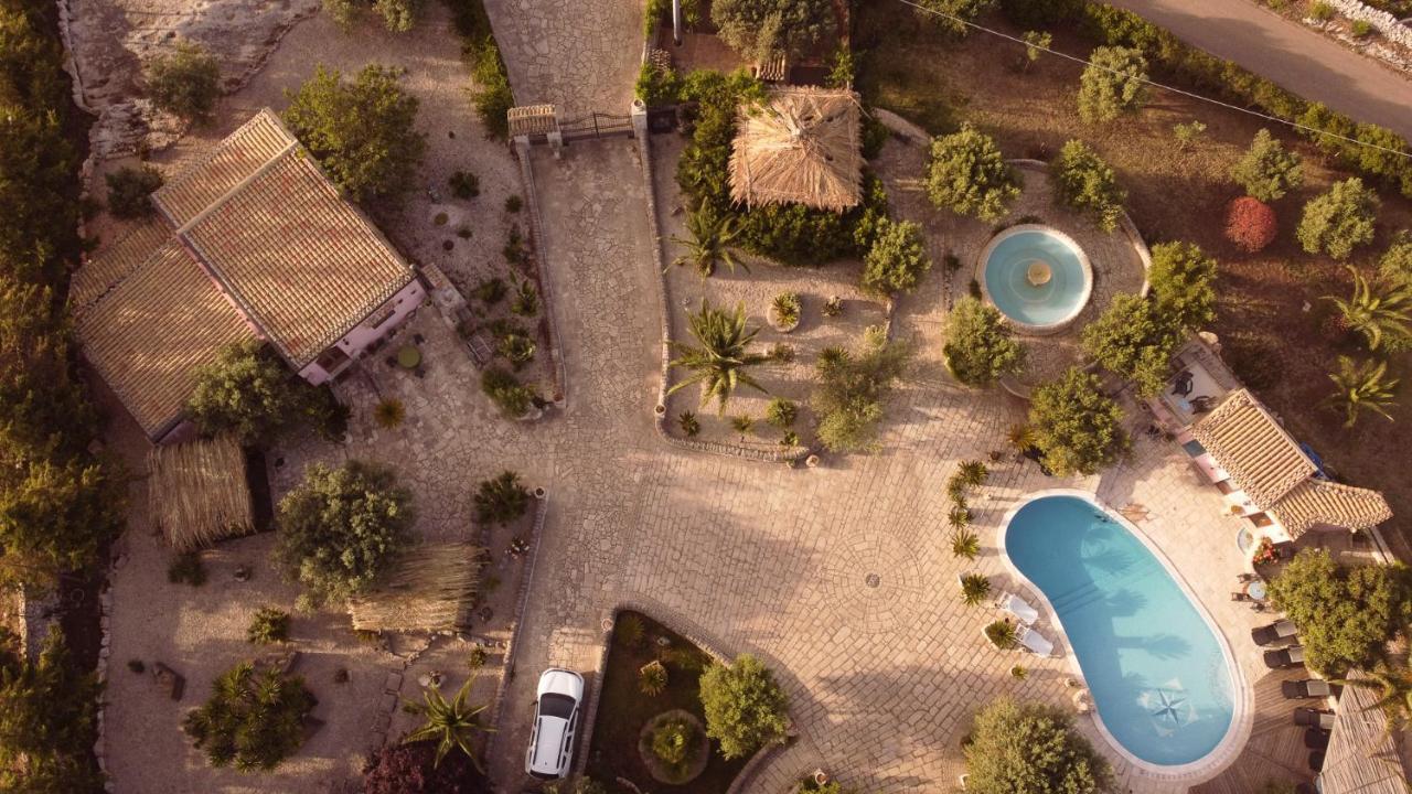 Dependance In Villa Con Piscina 拉古萨 外观 照片