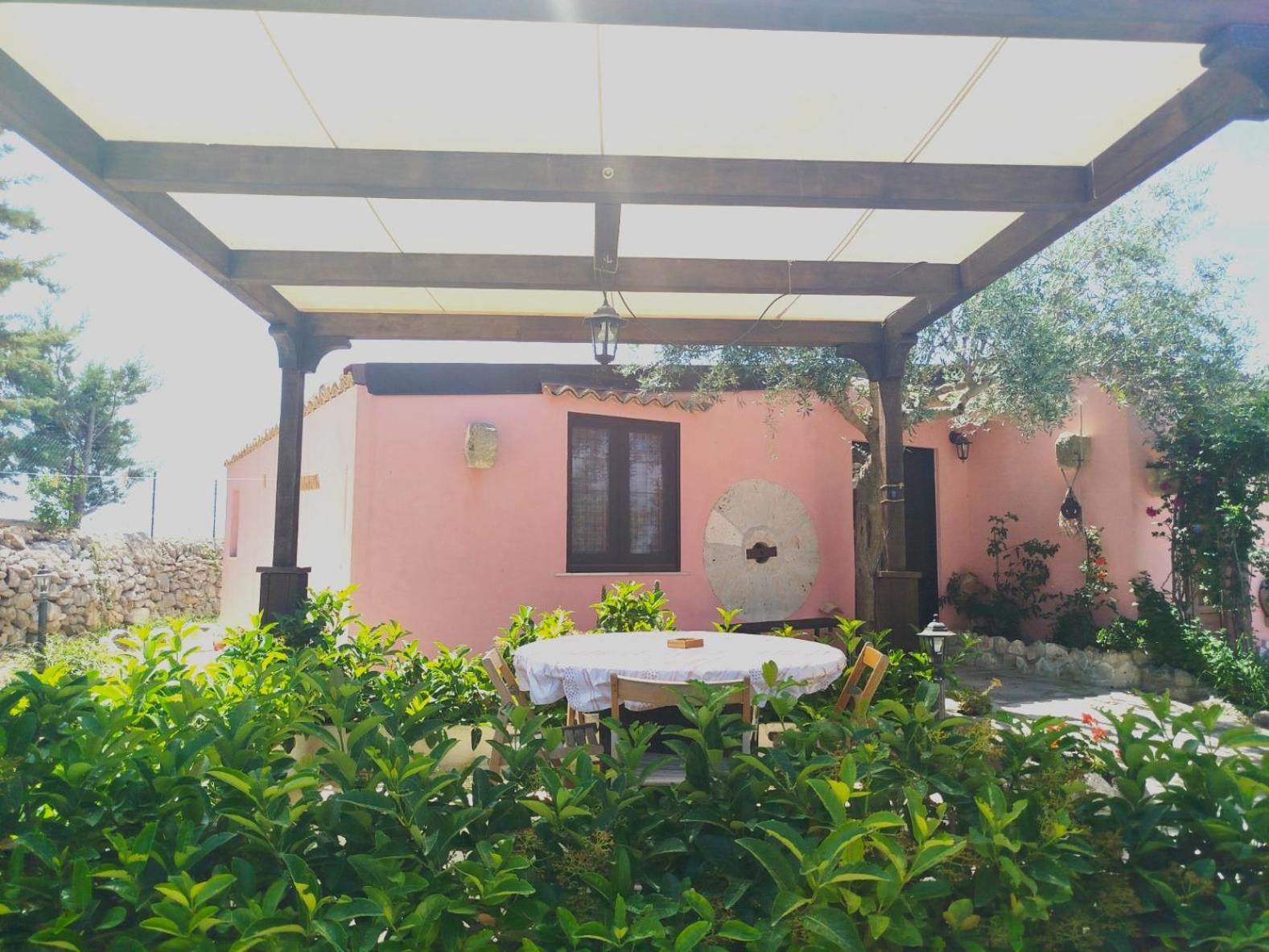 Dependance In Villa Con Piscina 拉古萨 外观 照片
