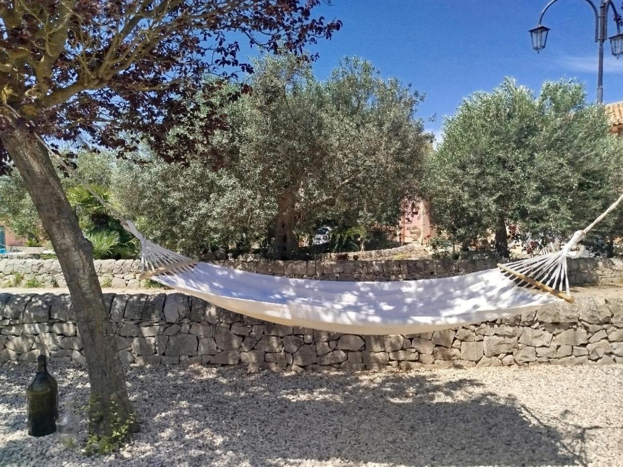 Dependance In Villa Con Piscina 拉古萨 外观 照片
