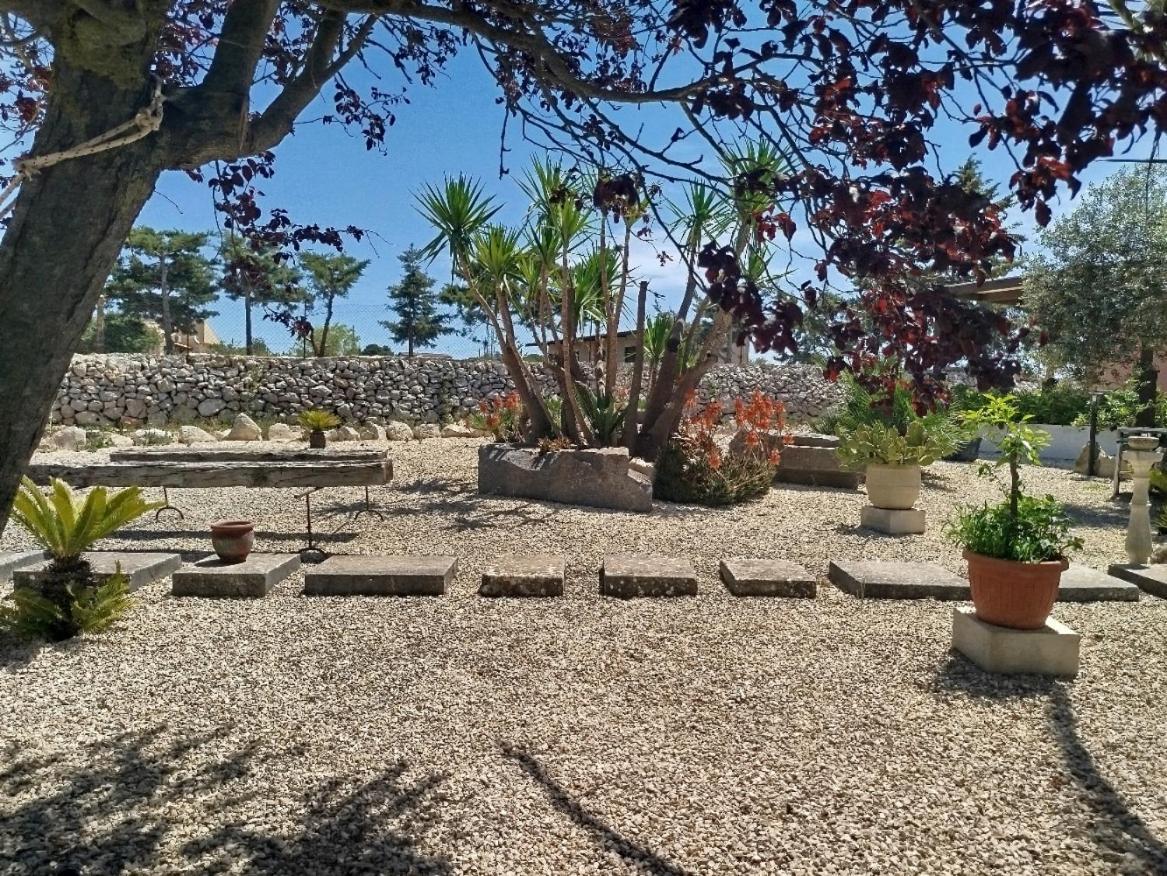 Dependance In Villa Con Piscina 拉古萨 外观 照片