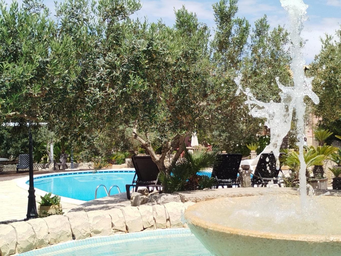Dependance In Villa Con Piscina 拉古萨 外观 照片